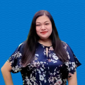 Chloee, Customer Service Manager